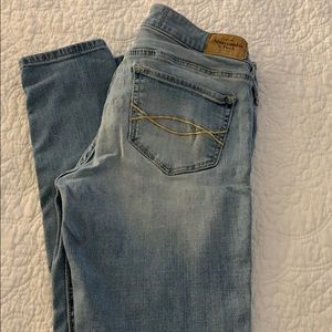 Light jeans